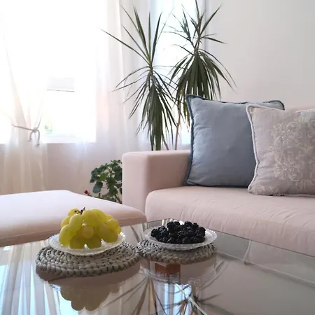 Bogoridi Apartment *